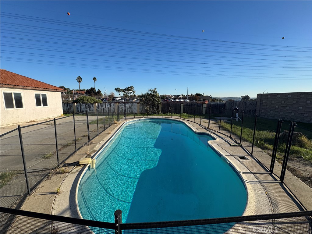 1296 Finch Place
