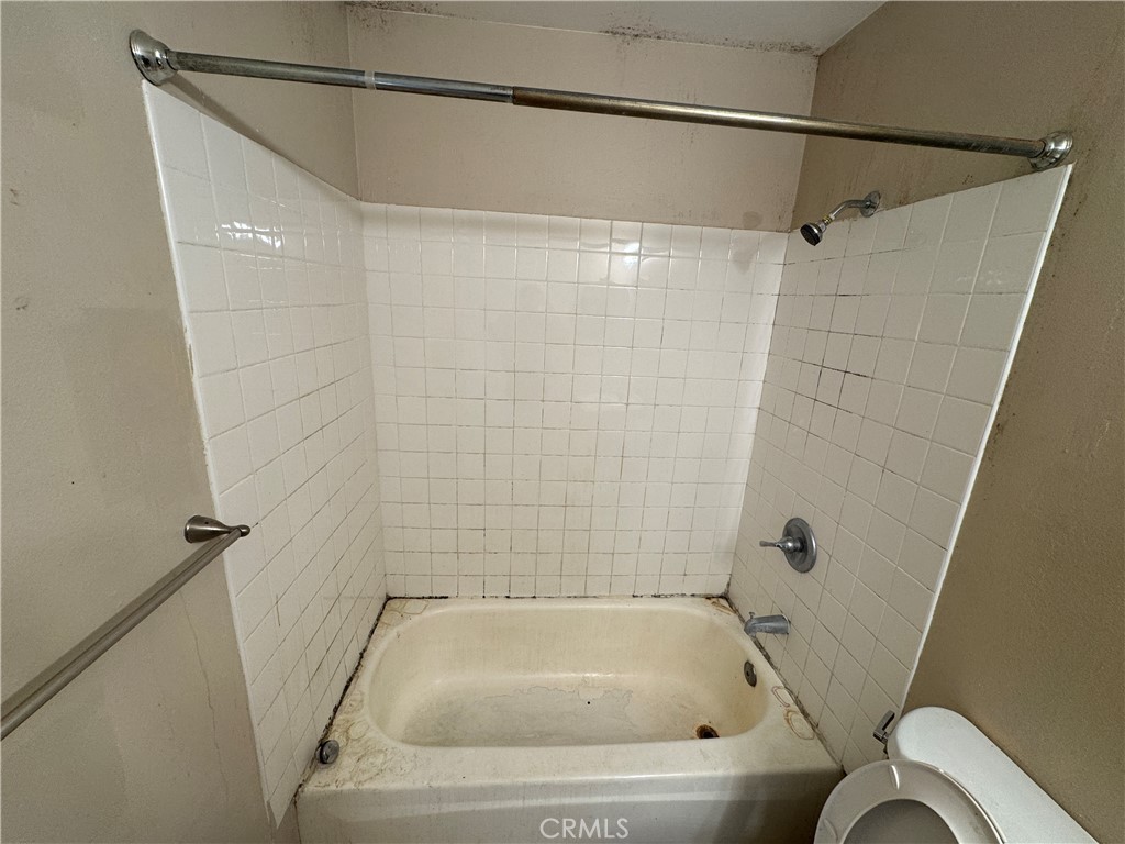1296 Finch Place