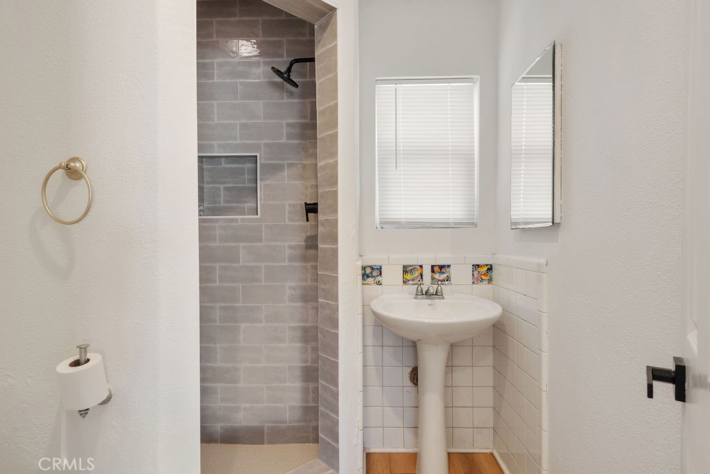 1548 S Citrus Avenue