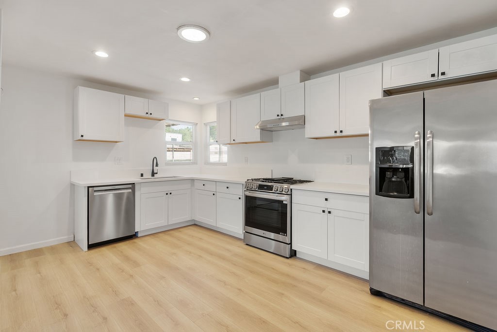 1548 S Citrus Avenue