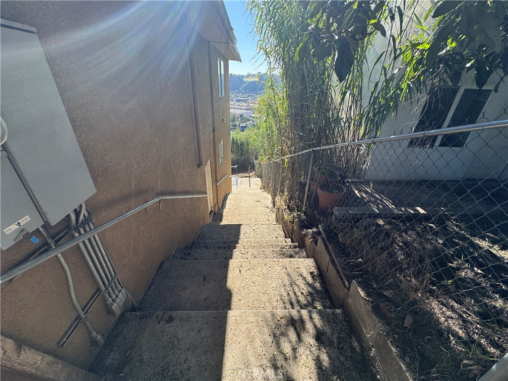 1736 Kilbourn Street