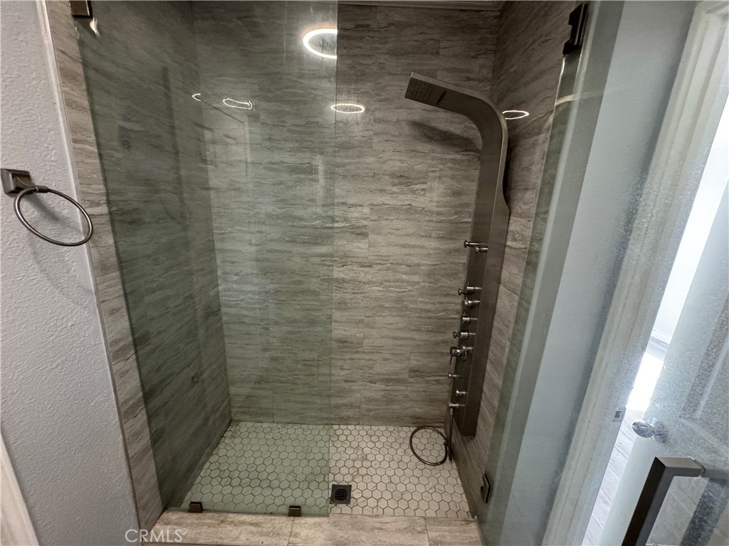 1736 Kilbourn Street