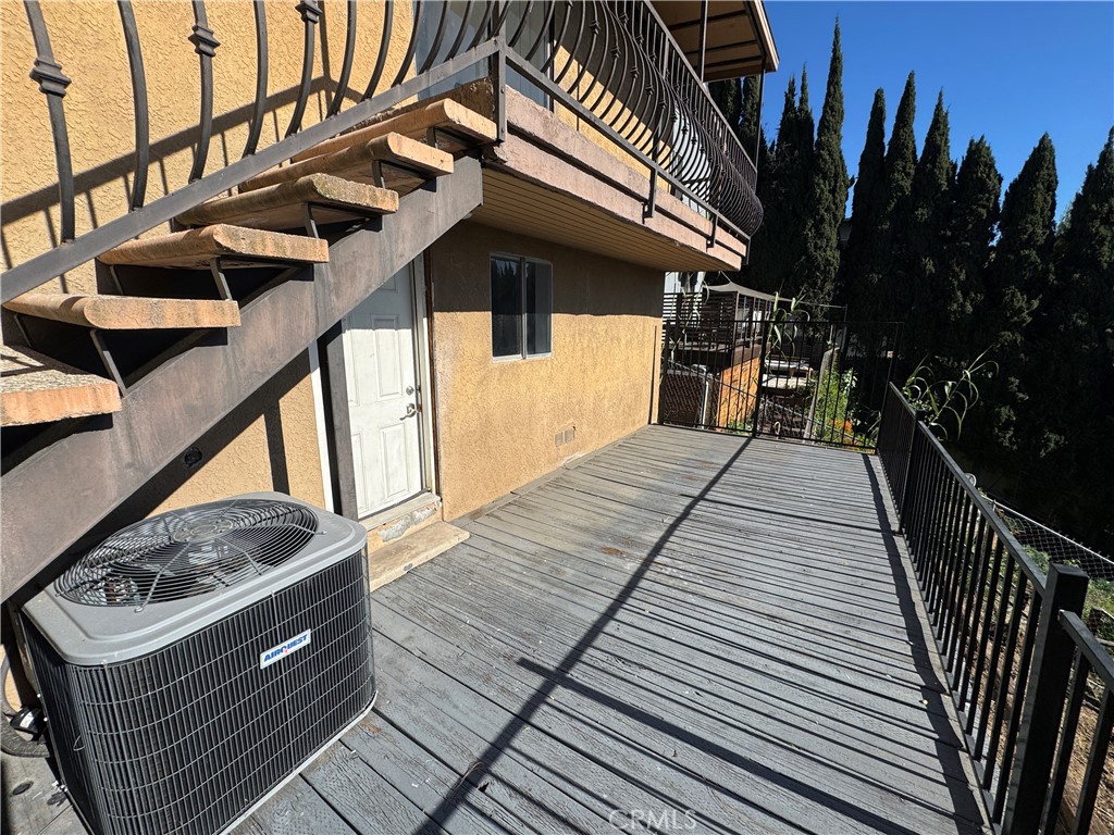 1736 Kilbourn Street