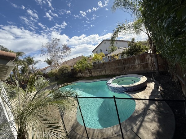 5473 Charlton Avenue