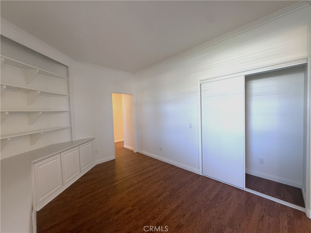 5473 Charlton Avenue