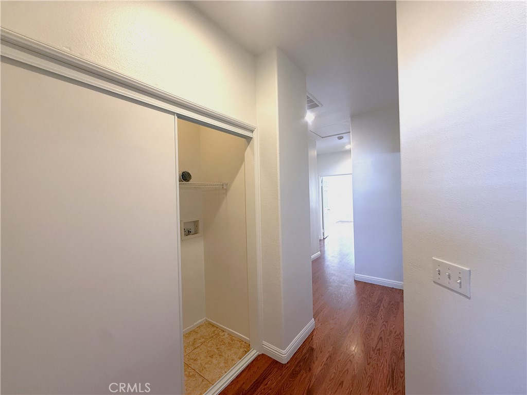 5473 Charlton Avenue