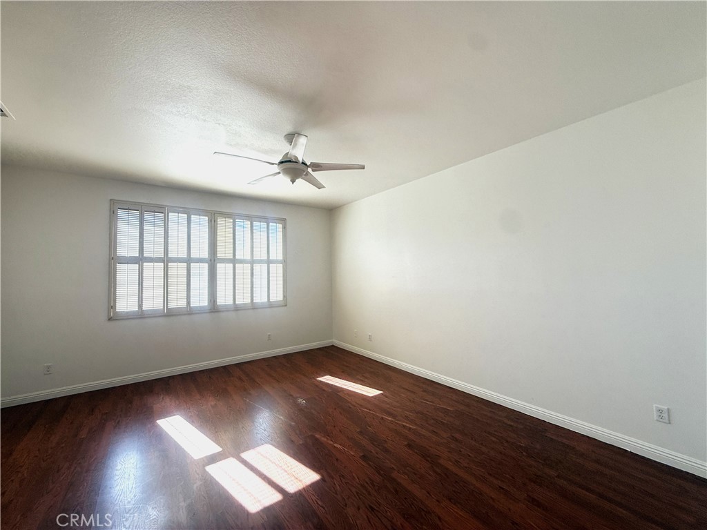 5473 Charlton Avenue