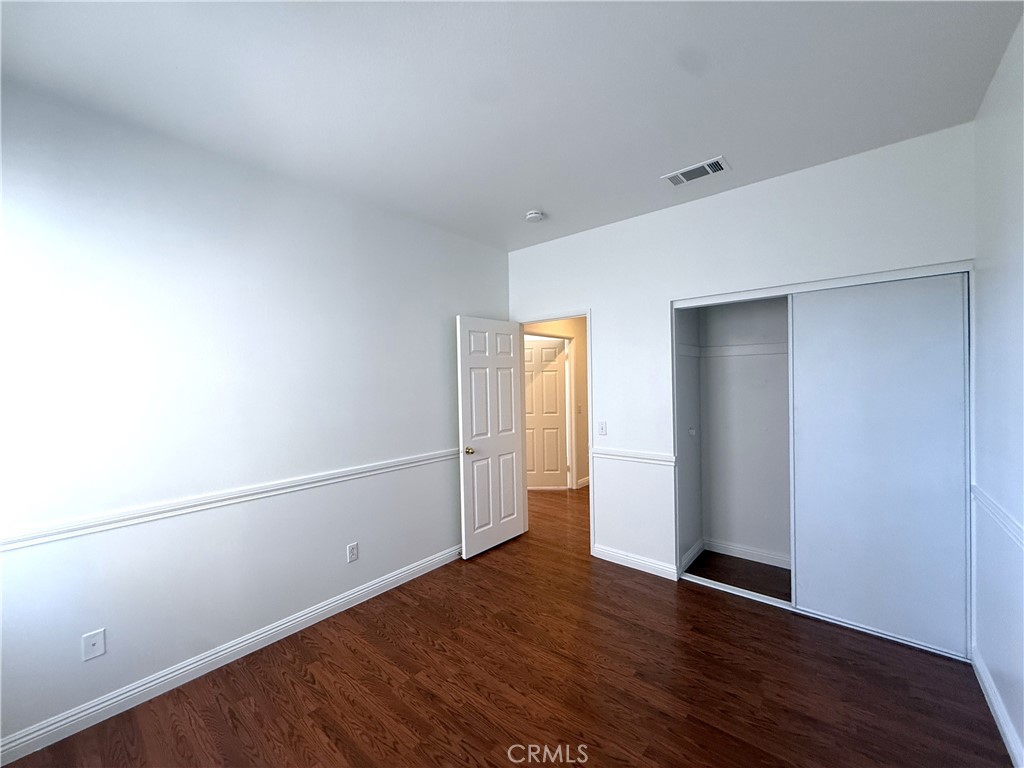 5473 Charlton Avenue