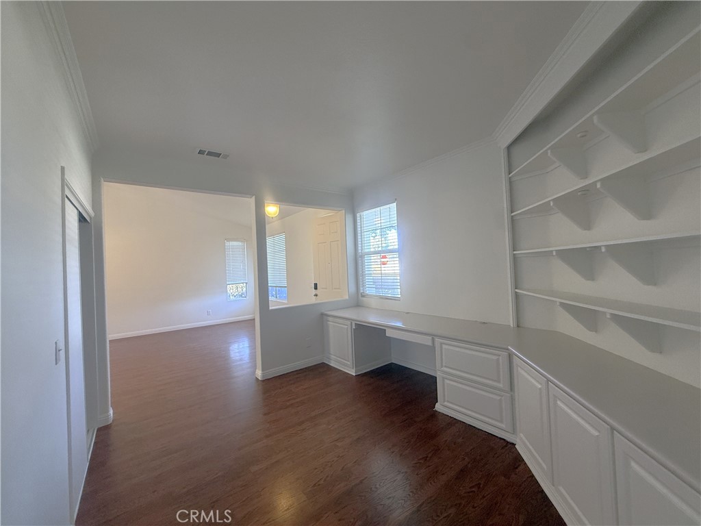 5473 Charlton Avenue