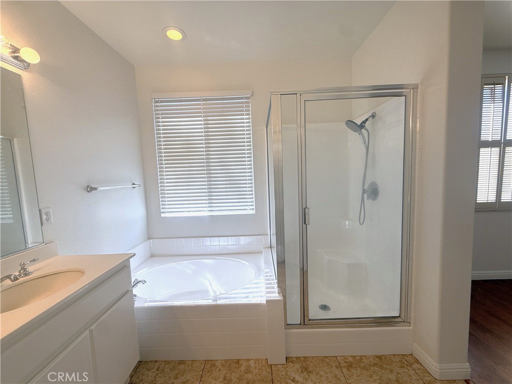 5473 Charlton Avenue