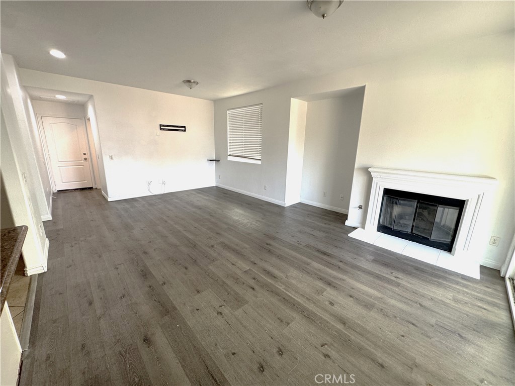 8240 Chamberlain Lane