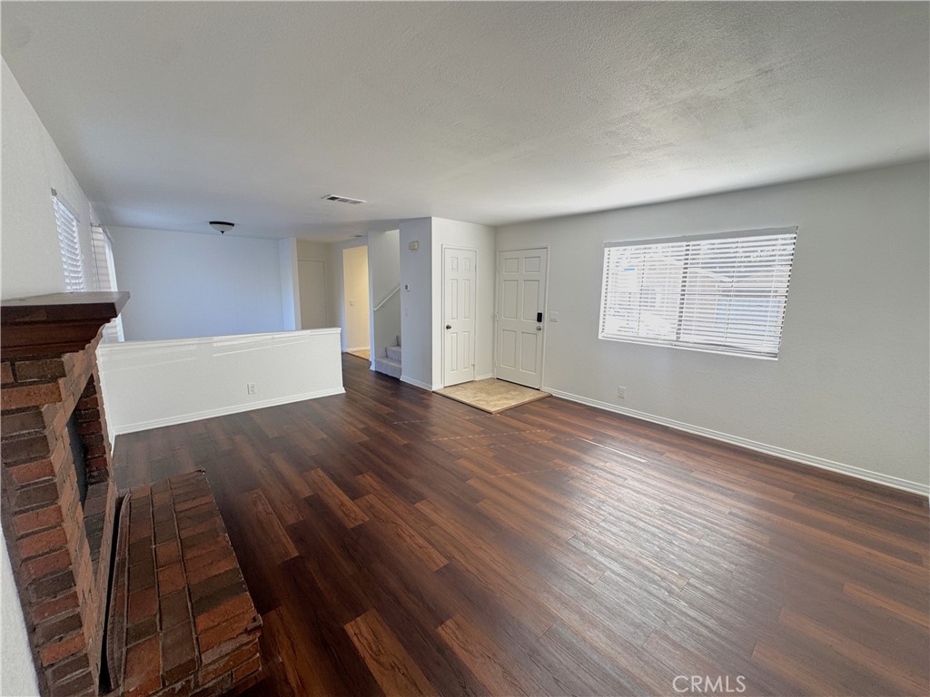 1479 E Lexington Avenue