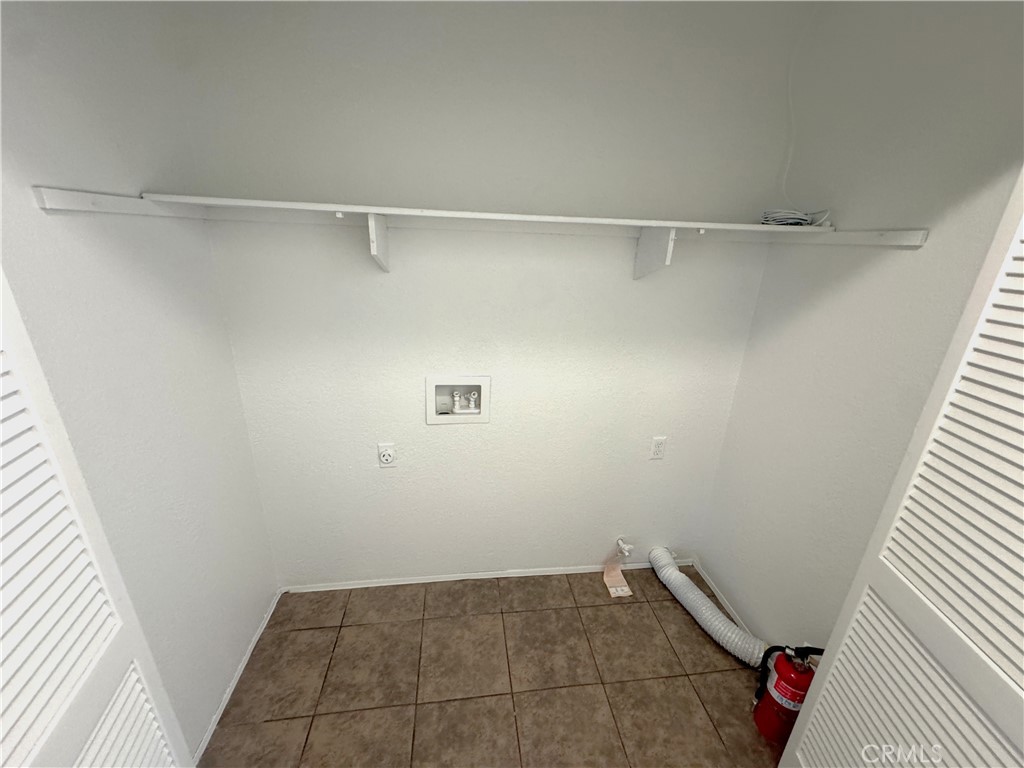 1479 E Lexington Avenue