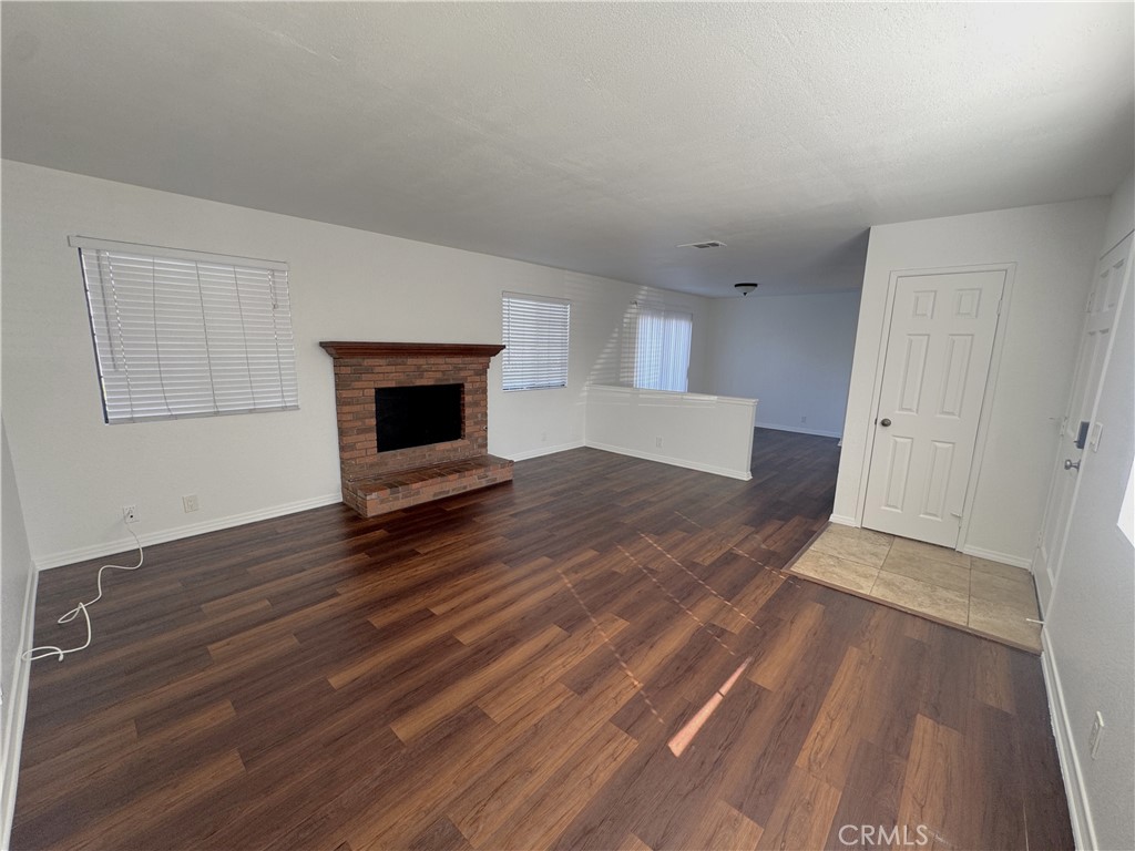 1479 E Lexington Avenue