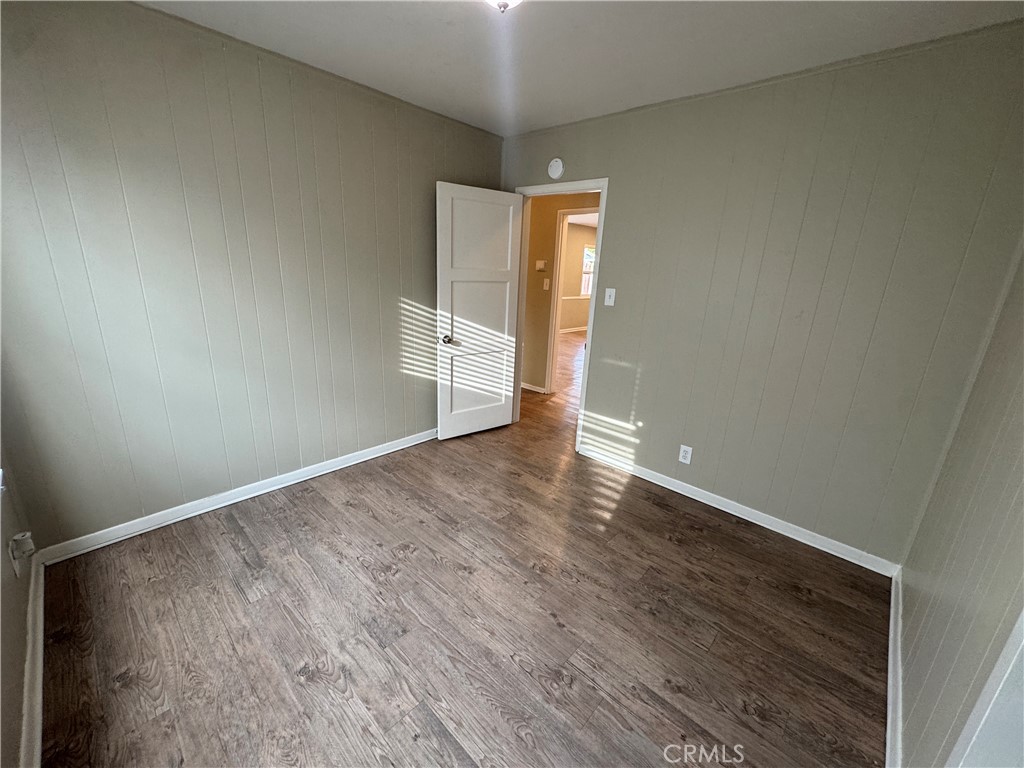 18147 Archwood Street