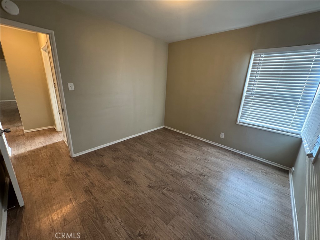 18147 Archwood Street