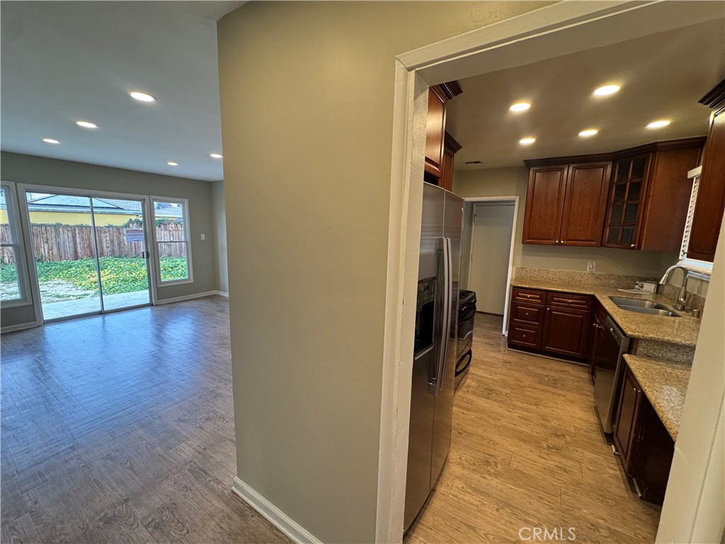 18147 Archwood Street