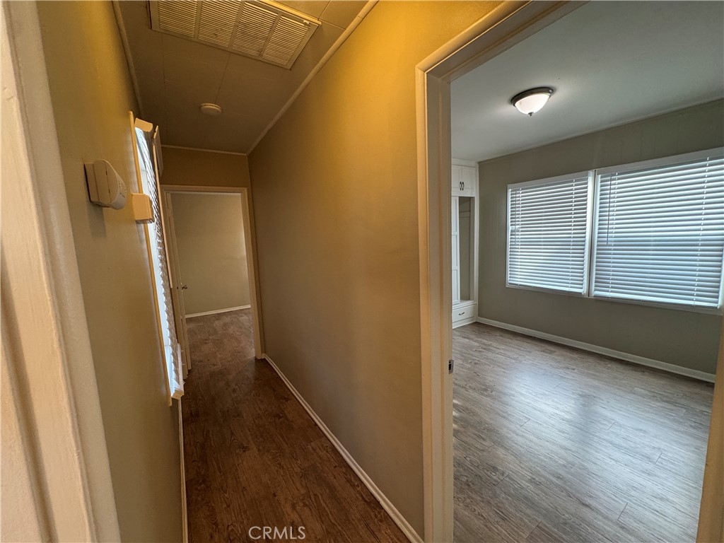 18147 Archwood Street