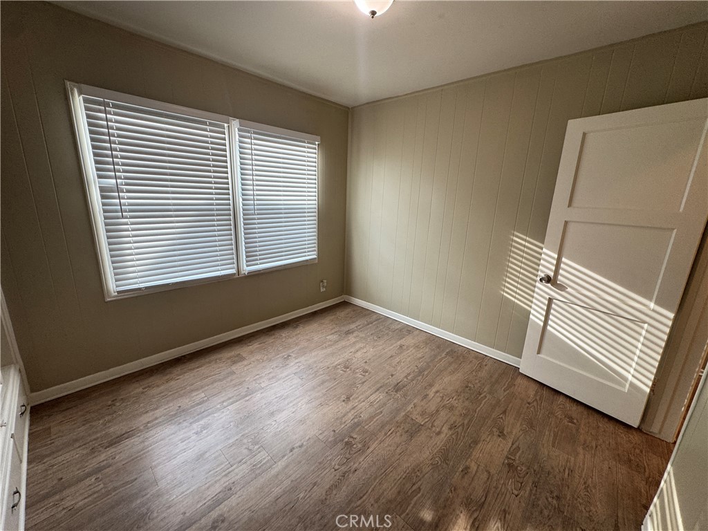 18147 Archwood Street