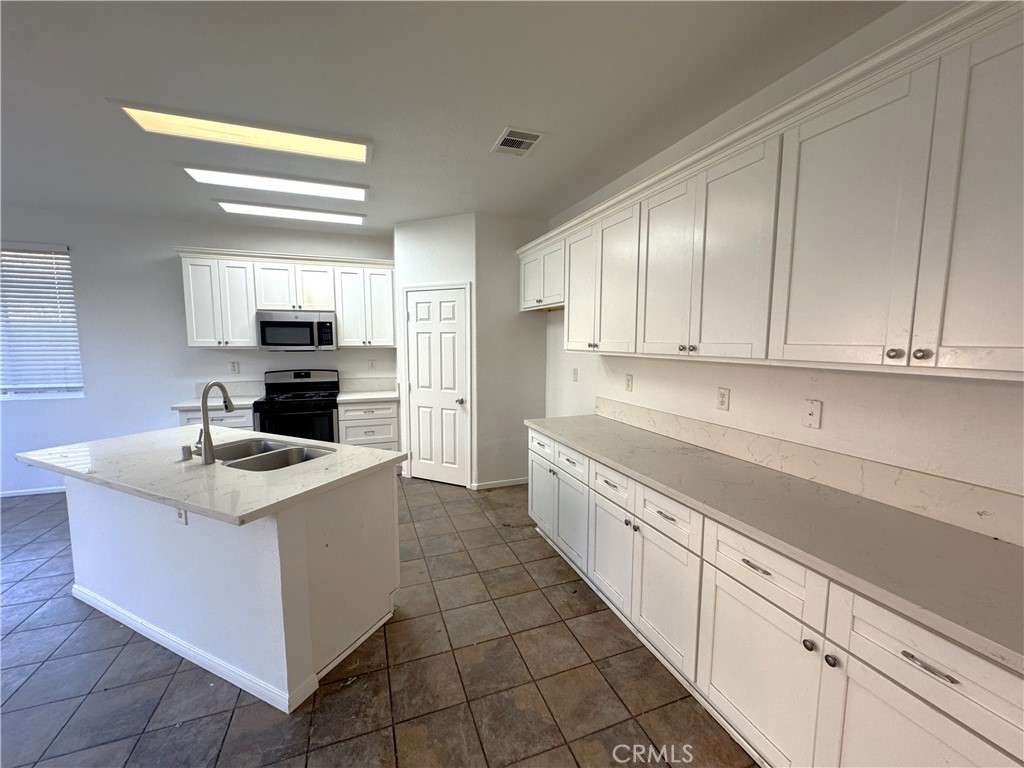 31696 Whitedove Lane