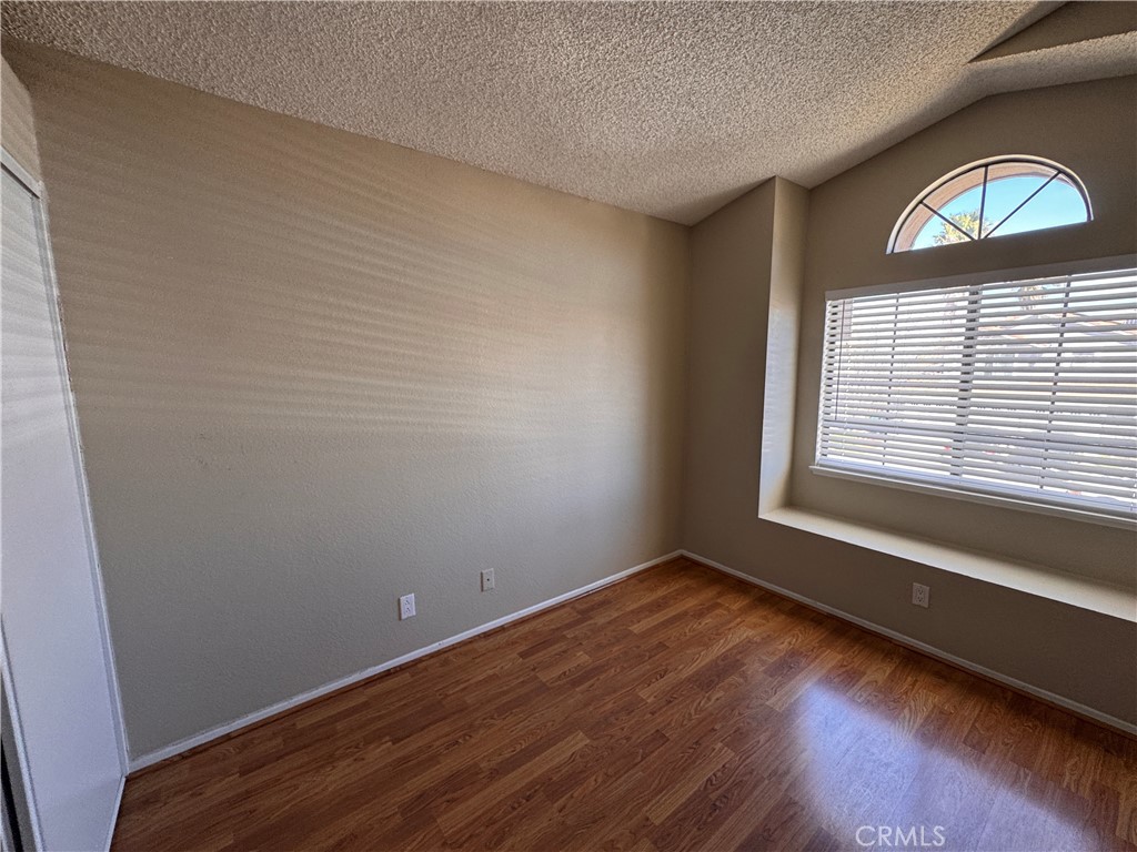 4546 Grandview Drive