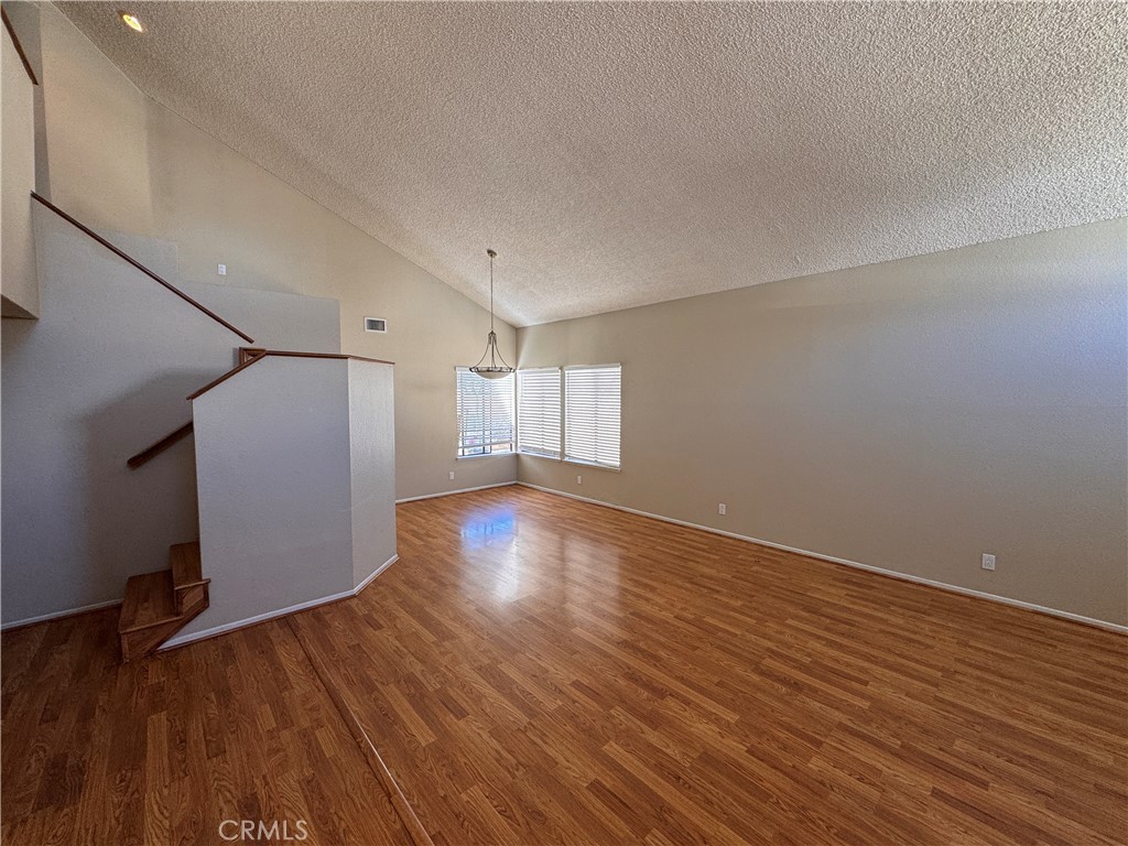 4546 Grandview Drive