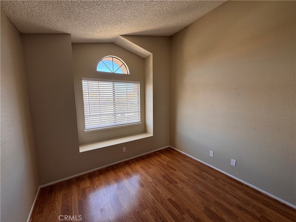 4546 Grandview Drive