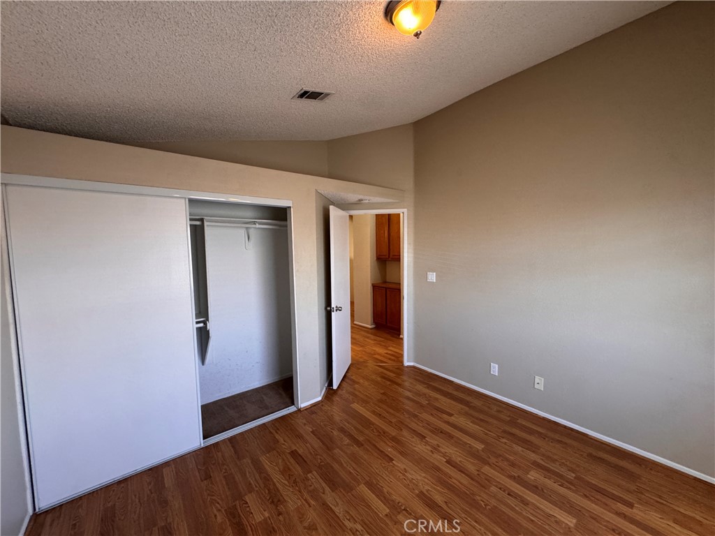 4546 Grandview Drive