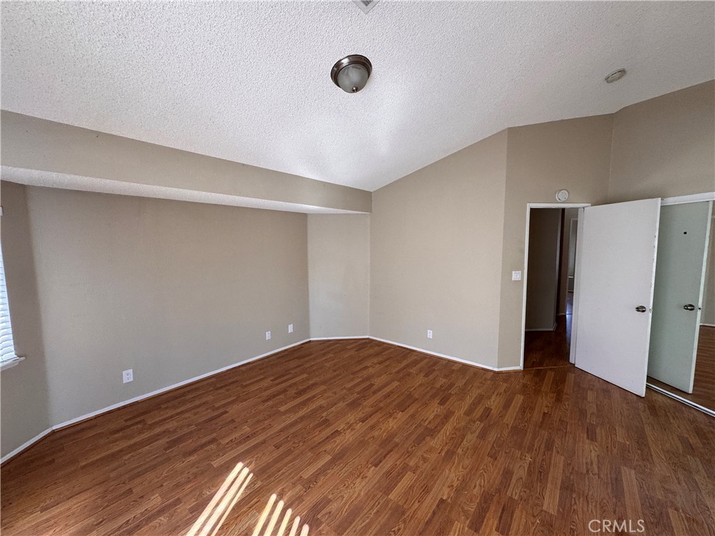 4546 Grandview Drive