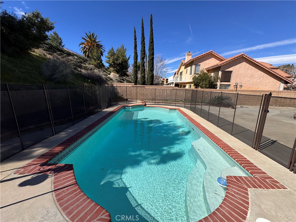 4546 Grandview Drive