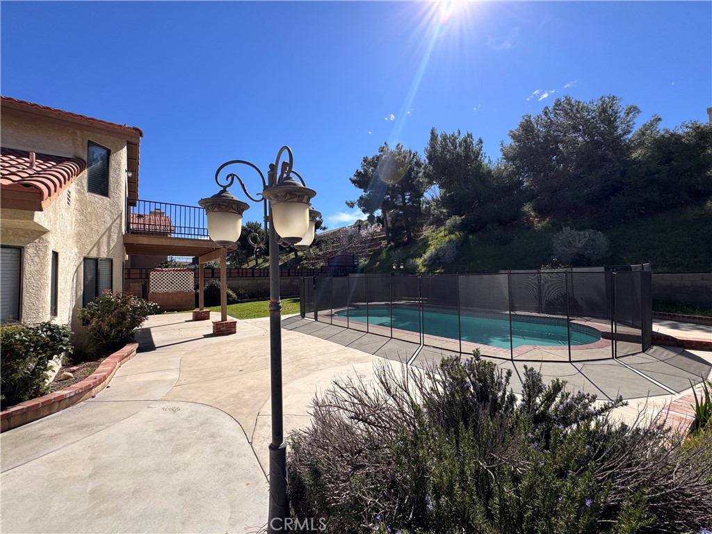 4546 Grandview Drive