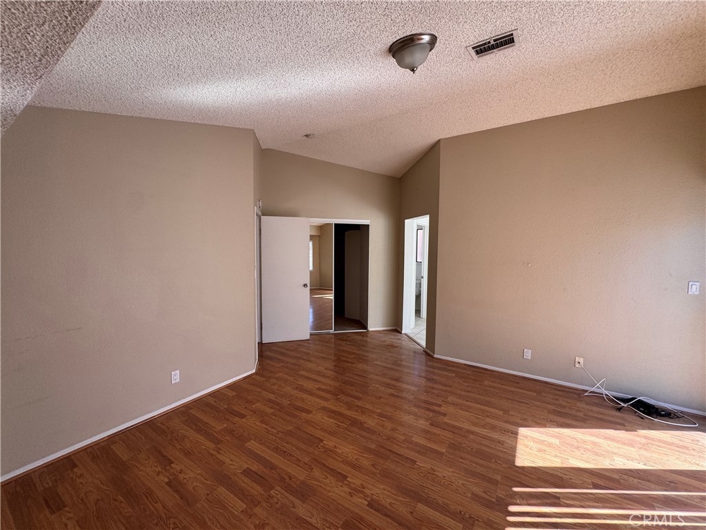 4546 Grandview Drive