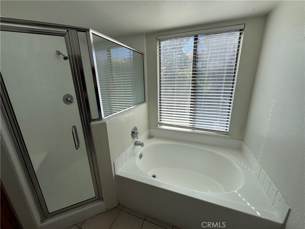 4546 Grandview Drive