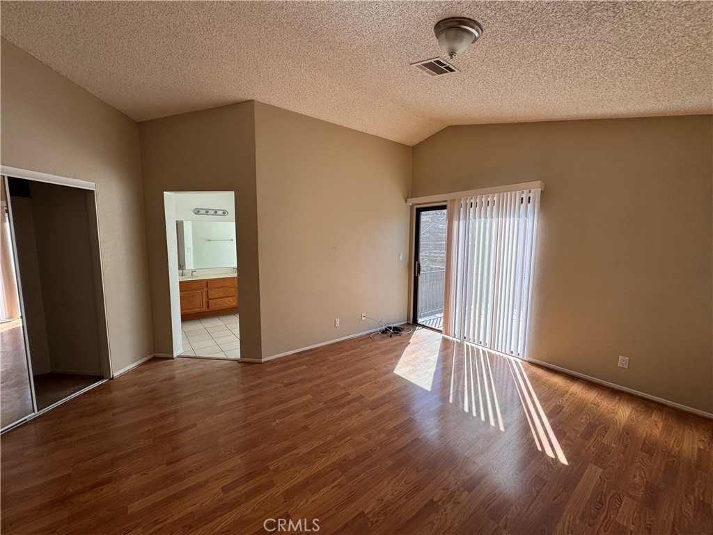 4546 Grandview Drive