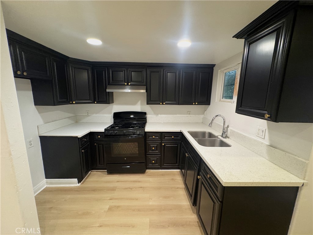 523 W 102nd Street