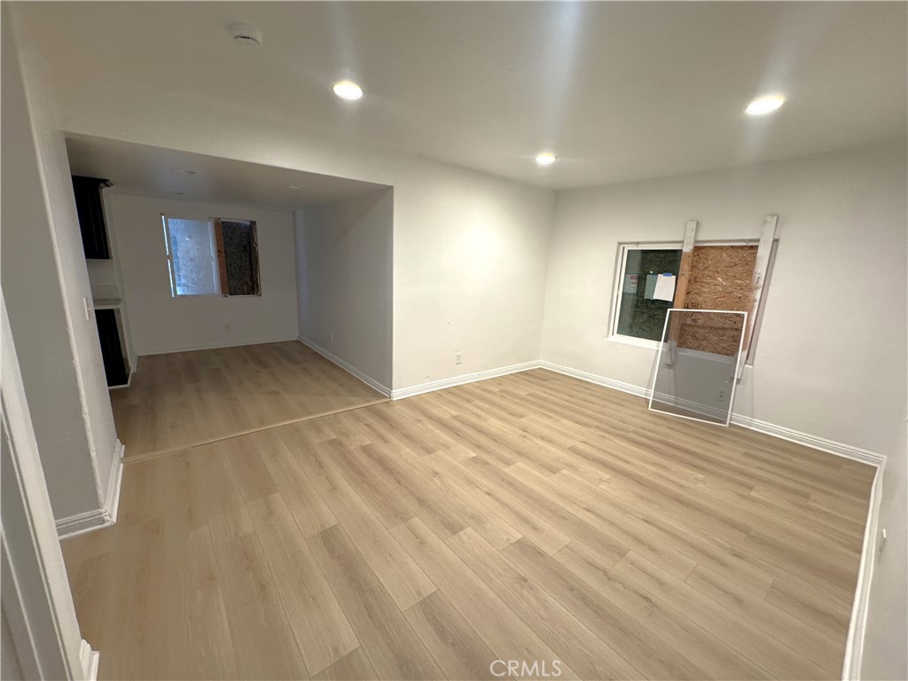 523 W 102nd Street