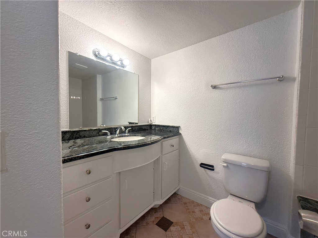 3898 Middleton Place