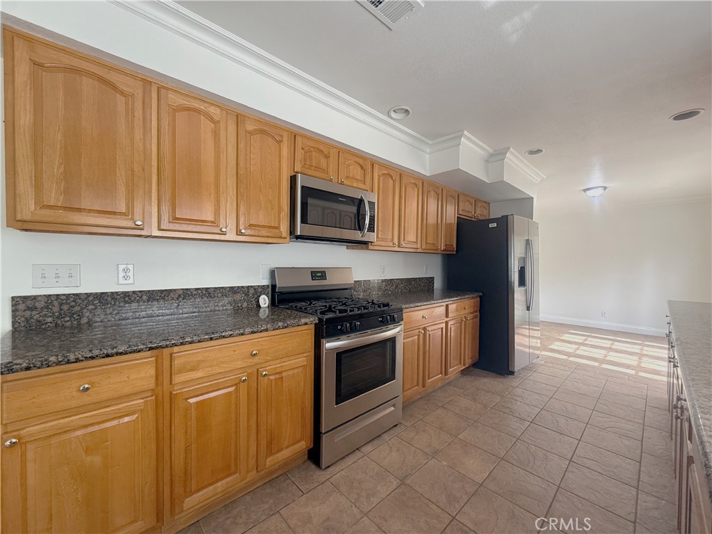 3898 Middleton Place