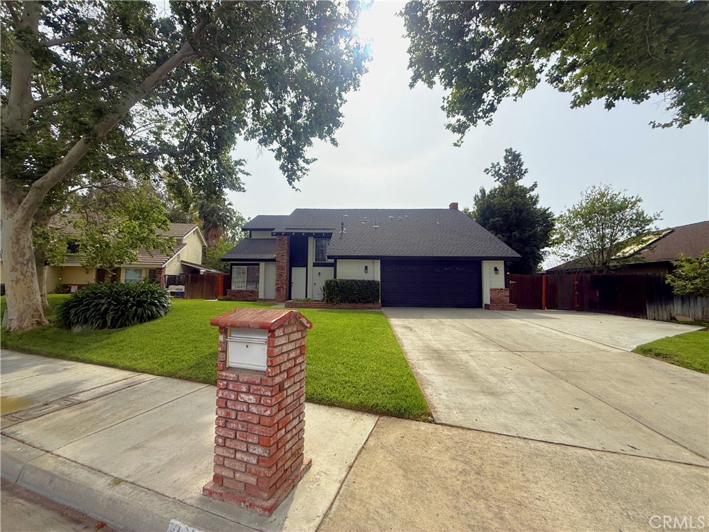 3898 Middleton Place