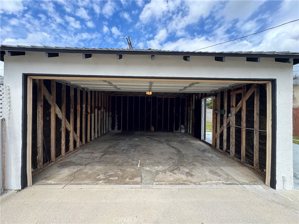 863 N Workman Street