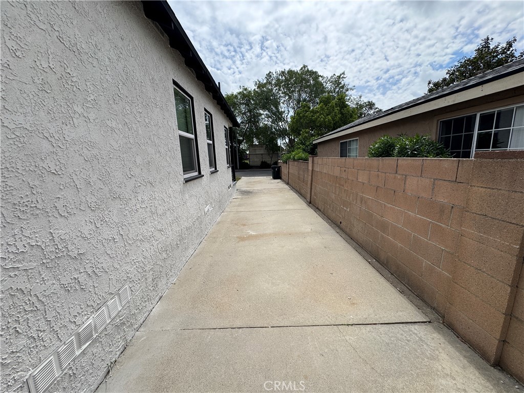 863 N Workman Street