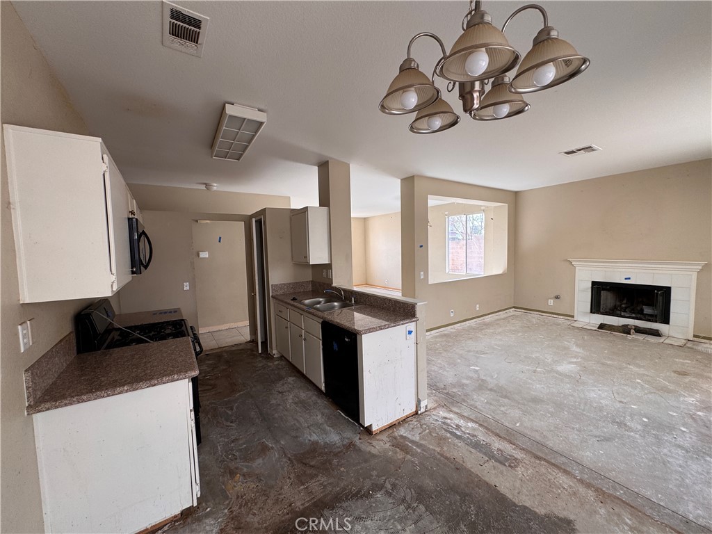 2014 W Dawnview Drive