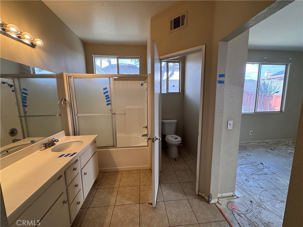 2014 W Dawnview Drive