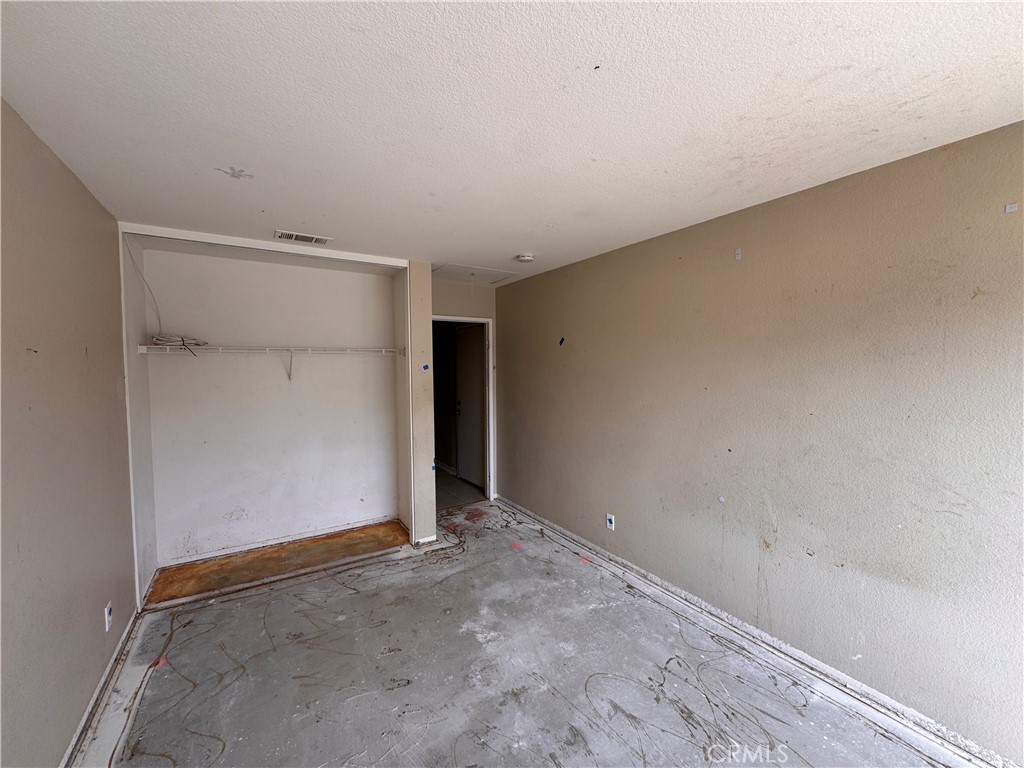 2014 W Dawnview Drive