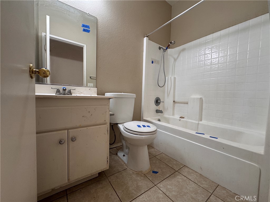 2014 W Dawnview Drive