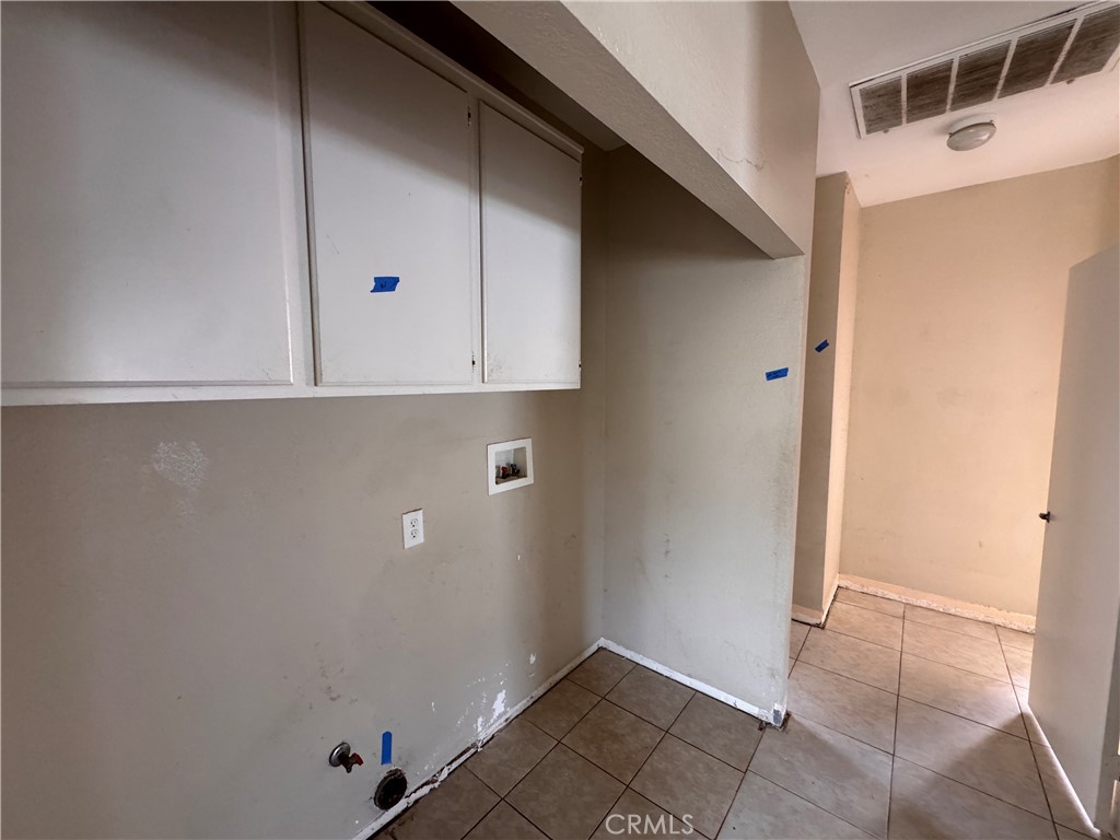 2014 W Dawnview Drive