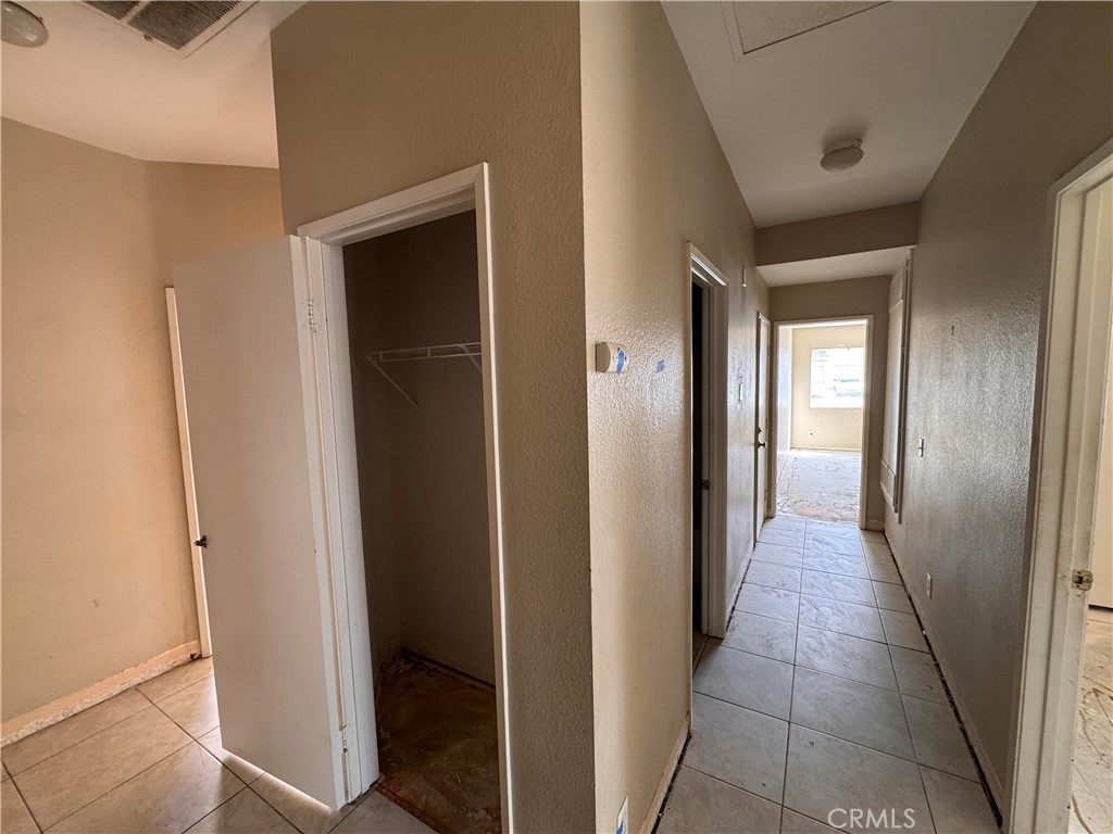 2014 W Dawnview Drive