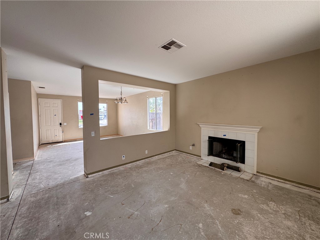 2014 W Dawnview Drive