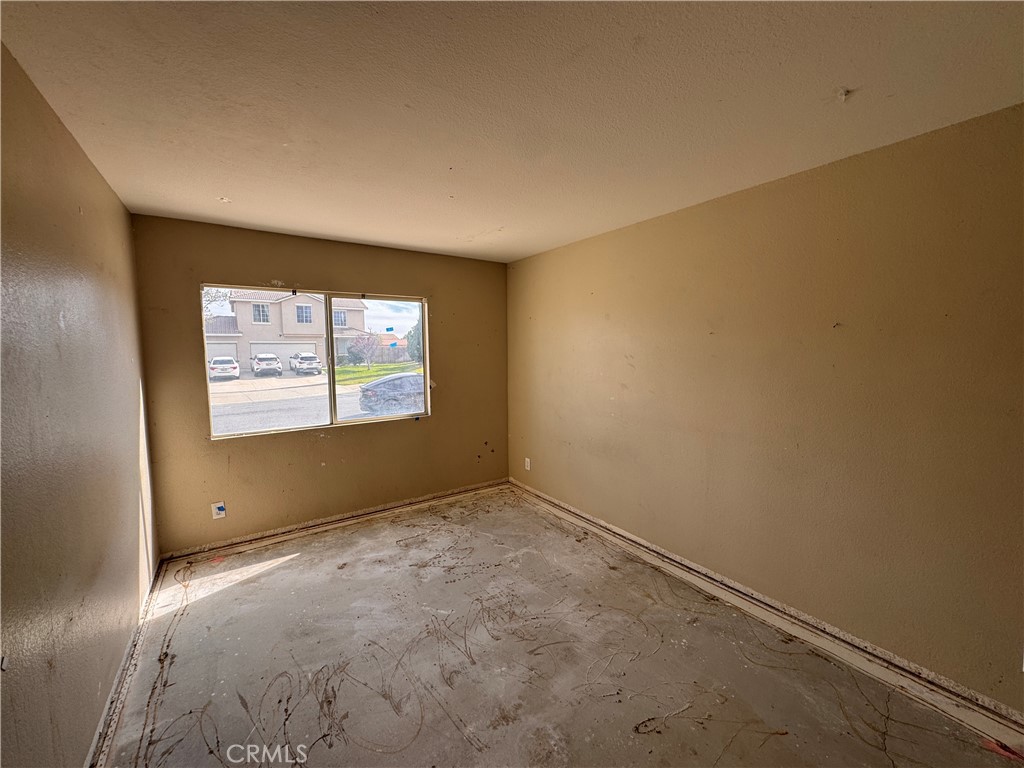 2014 W Dawnview Drive