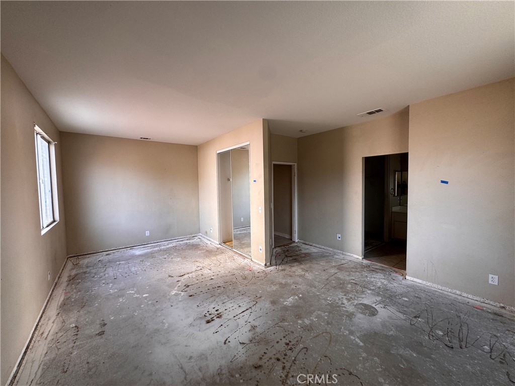 2014 W Dawnview Drive